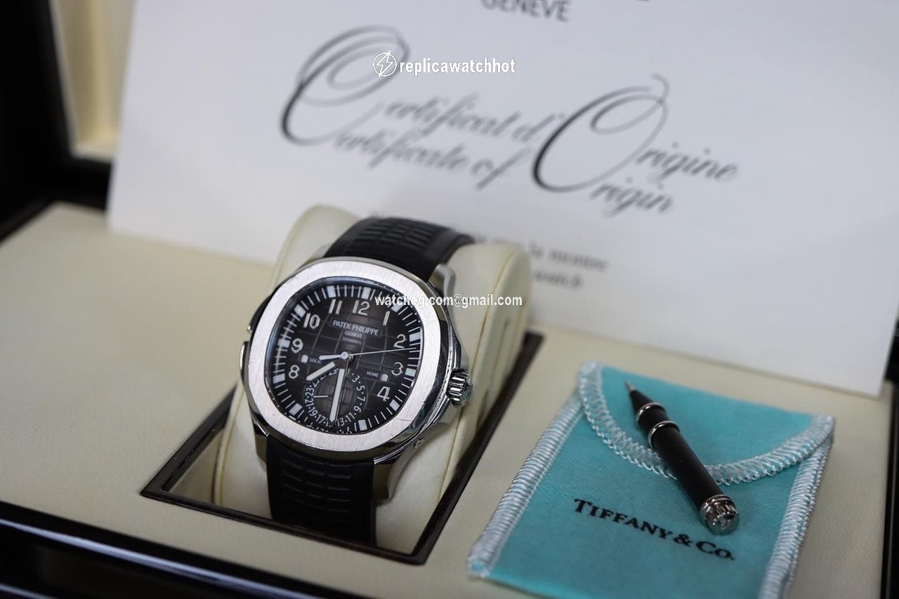 Patek Philippe Aquanaut Mens watch Unisex Automatic Steel 5164A-001 Tiffany & Co
