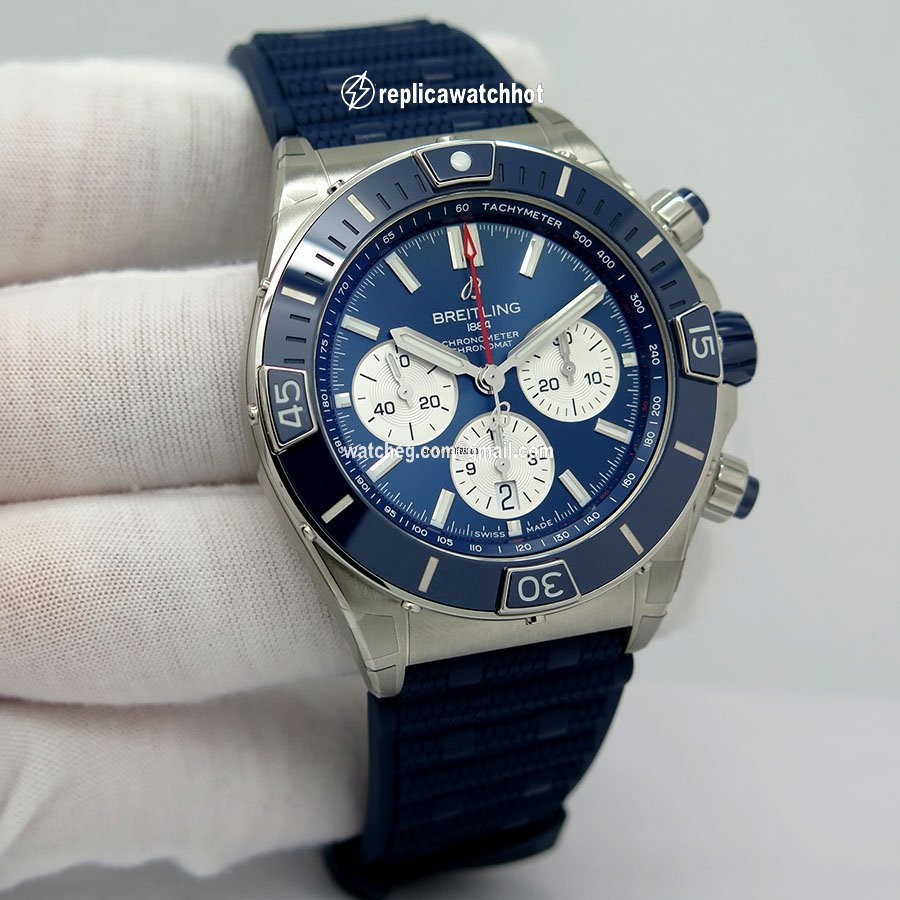 Breitling Chronomat Mens watch Unisex Automatic Steel AB0136