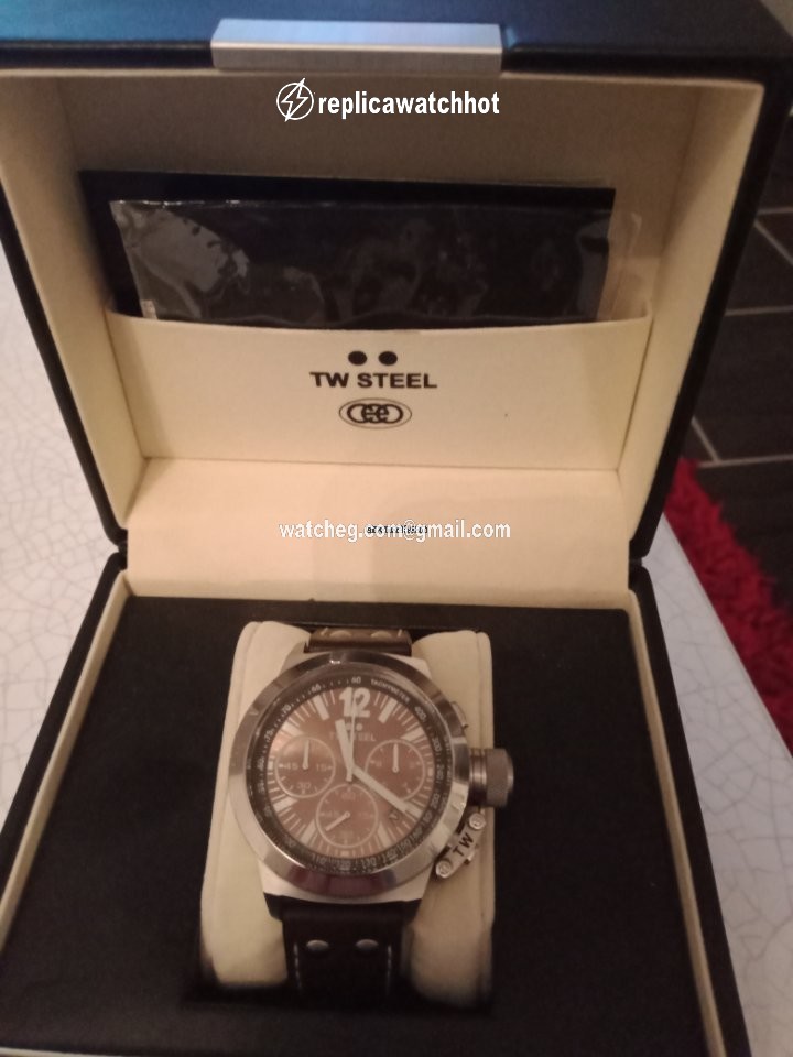 TW Steel Mens watch Unisex Quartz Steel CE1007