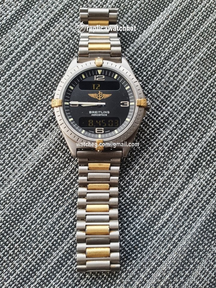 Breitling Aerospace Mens watch Unisex Quartz Titanium F56059