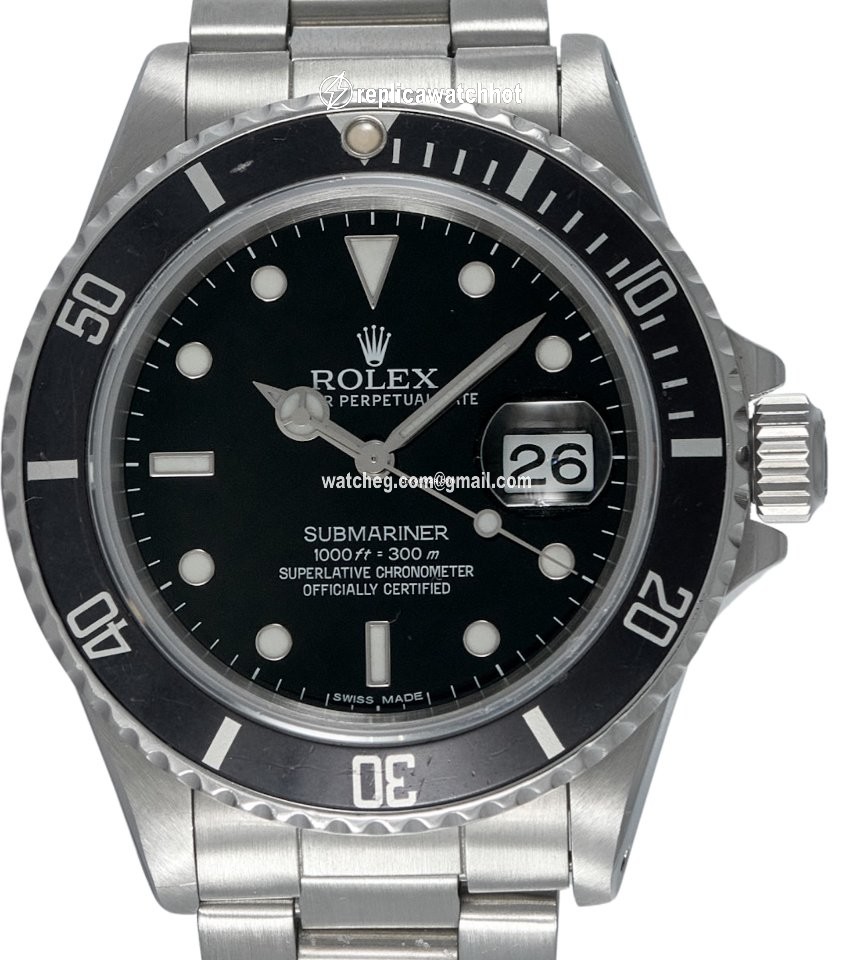 Rolex Submariner Date Mens watch Unisex Steel Automatic 16800