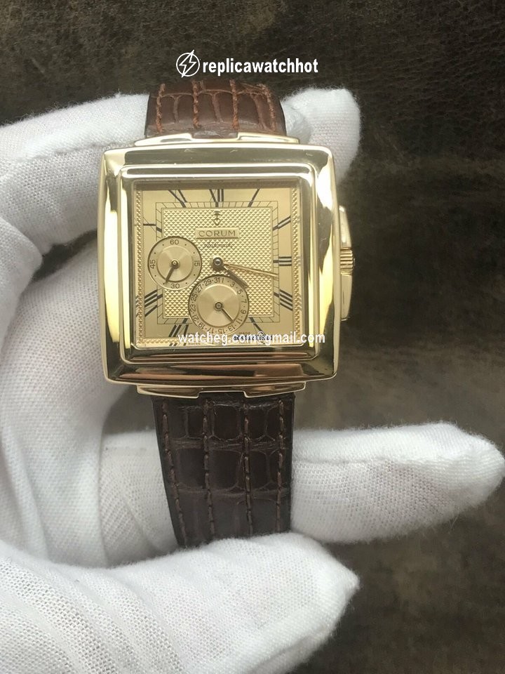 Corum Automatic Yellow gold 74.121.56