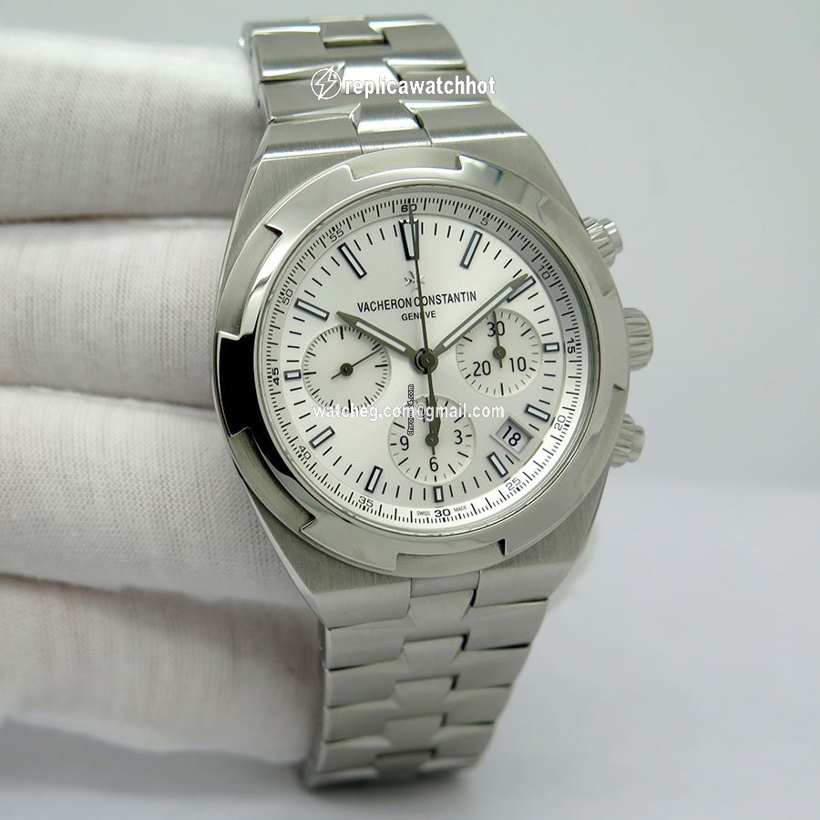 Vacheron Constantin Overseas Chronograph Mens watch Unisex Automatic Steel 5500V 110A-B075