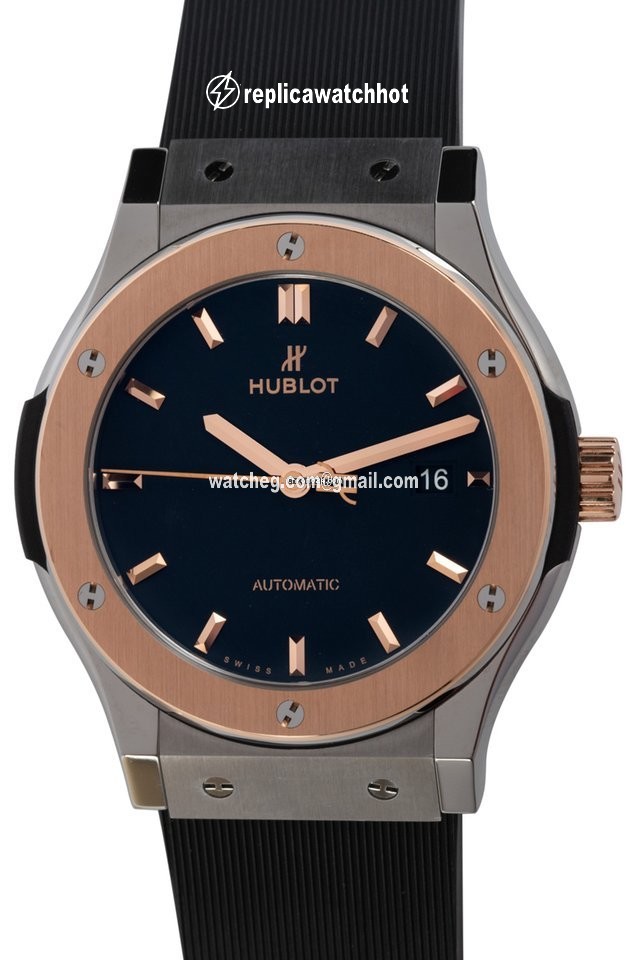 Hublot Classic Fusion 45, 42, 38, 33 mm Mens watch Unisex Automatic Titanium 542.NO.1181.RX