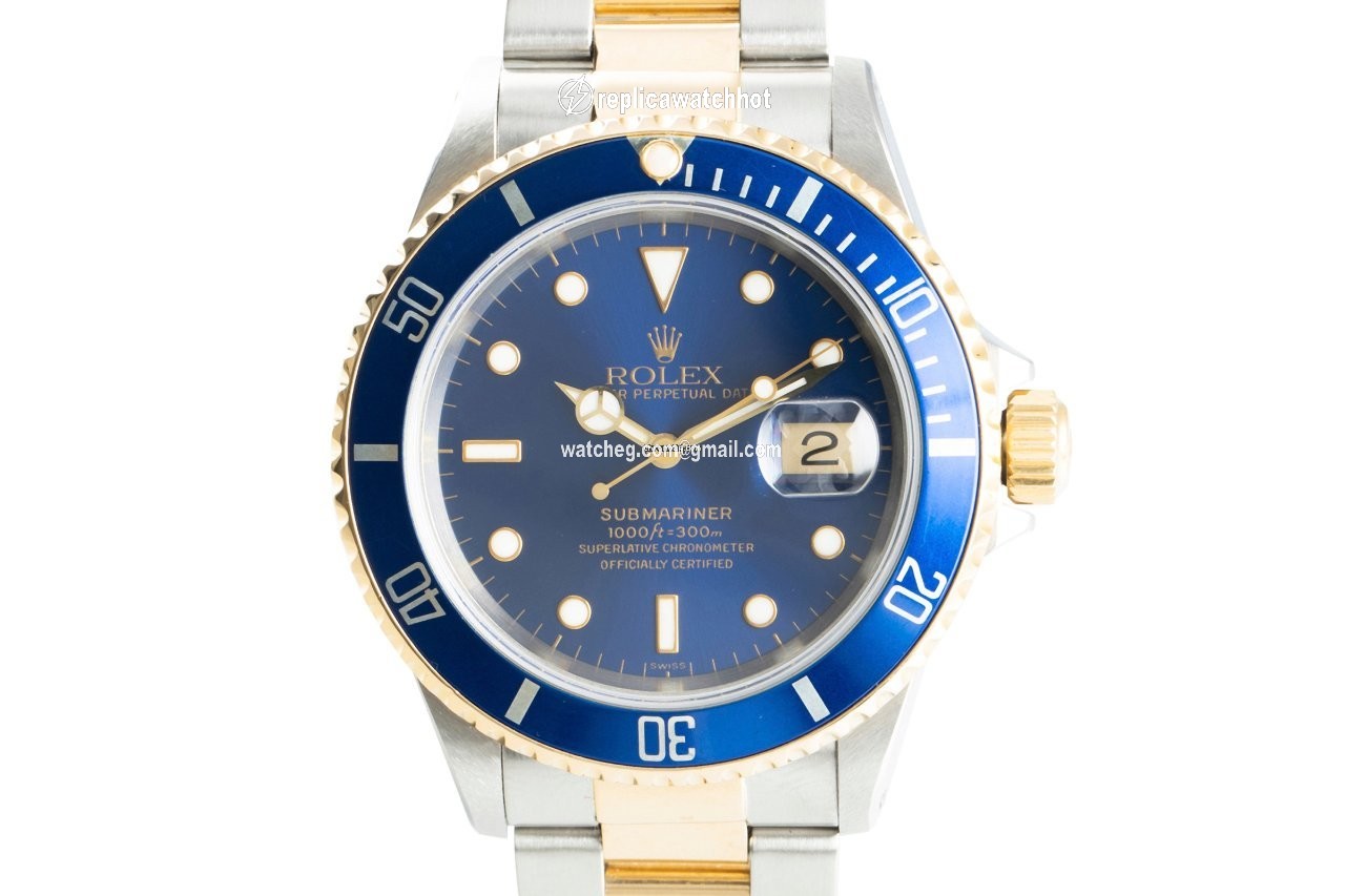 Rolex Submariner Date Mens watch Unisex Gold Steel Automatic 16613