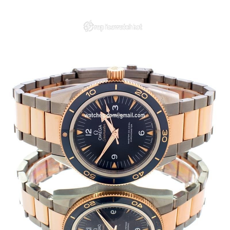 Omega Seamaster 300 Mens watch Unisex Automatic Titanium 233.60.41.21.03.001