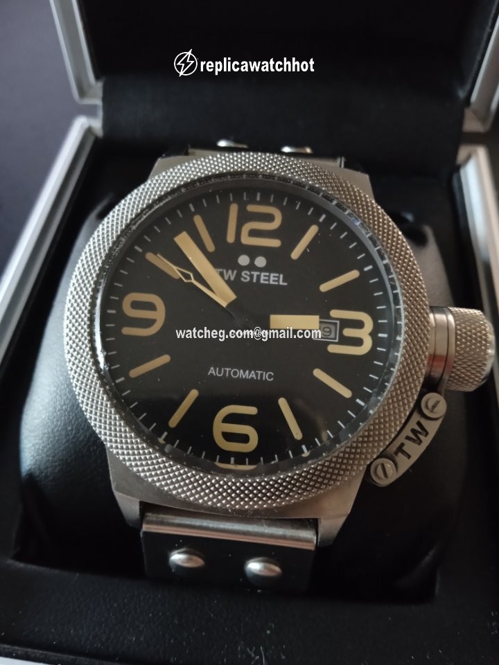 TW Steel Mens watch Unisex Automatic Steel CS35