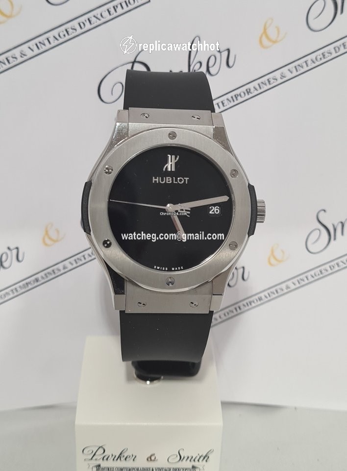 Hublot Classic Fusion 45, 42, 38, 33 mm Mens watch Unisex Automatic Titanium 511.NX.1270.RX.MDM40