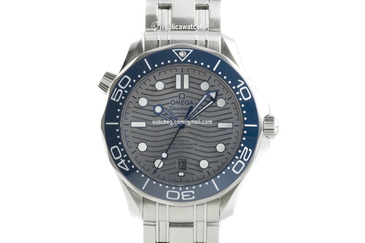 Omega Seamaster Diver 300 M Mens watch Unisex Automatic Steel 210.30.42.20.06.001
