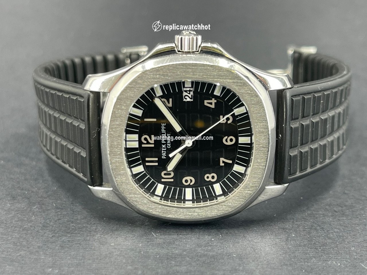 Patek Philippe Aquanaut Quartz Steel 5064A-001