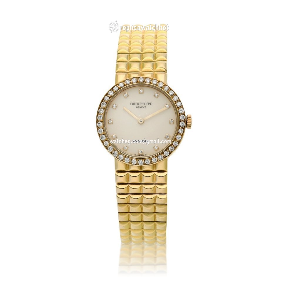 Patek Philippe Calatrava Mens watch Unisex Quartz Yellow gold 4746