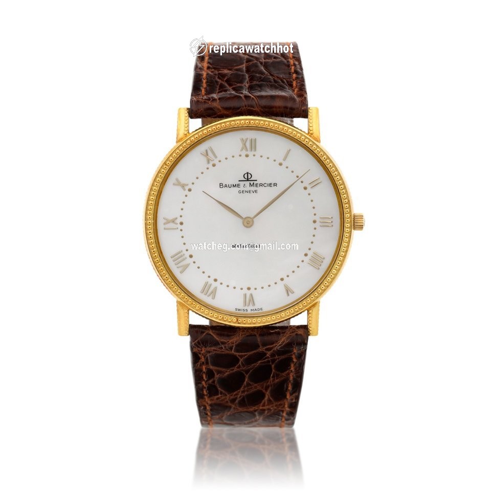 Baume & Mercier Mens watch Unisex Quartz Yellow gold 15607