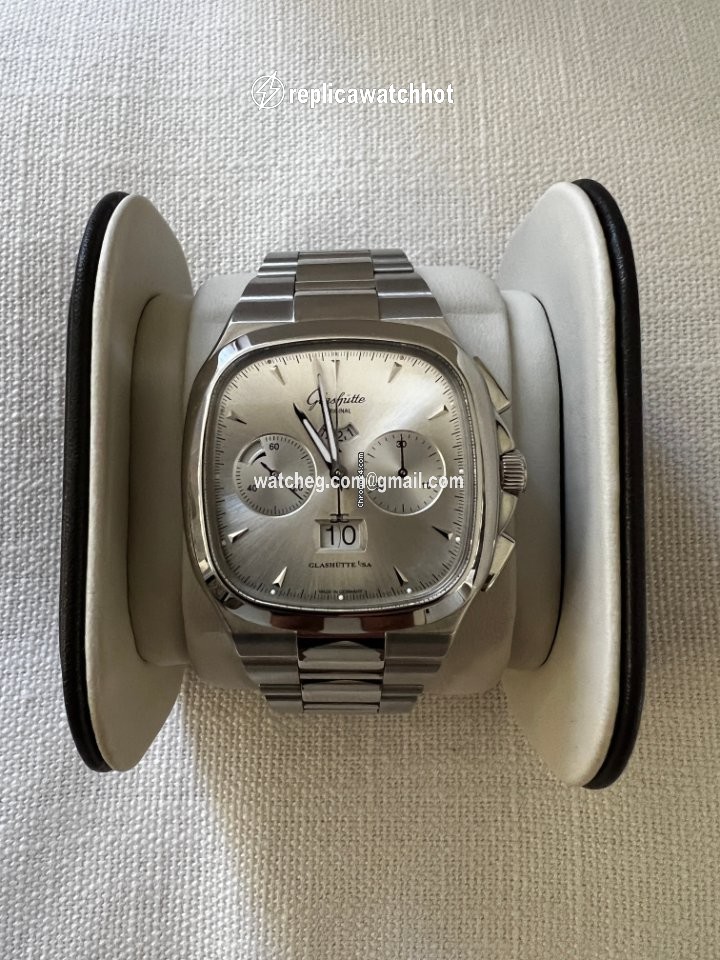 Glashtte Original Seventies Chronograph Panorama Date Mens watch Unisex Automatic Steel 1-37-02-02-02-33