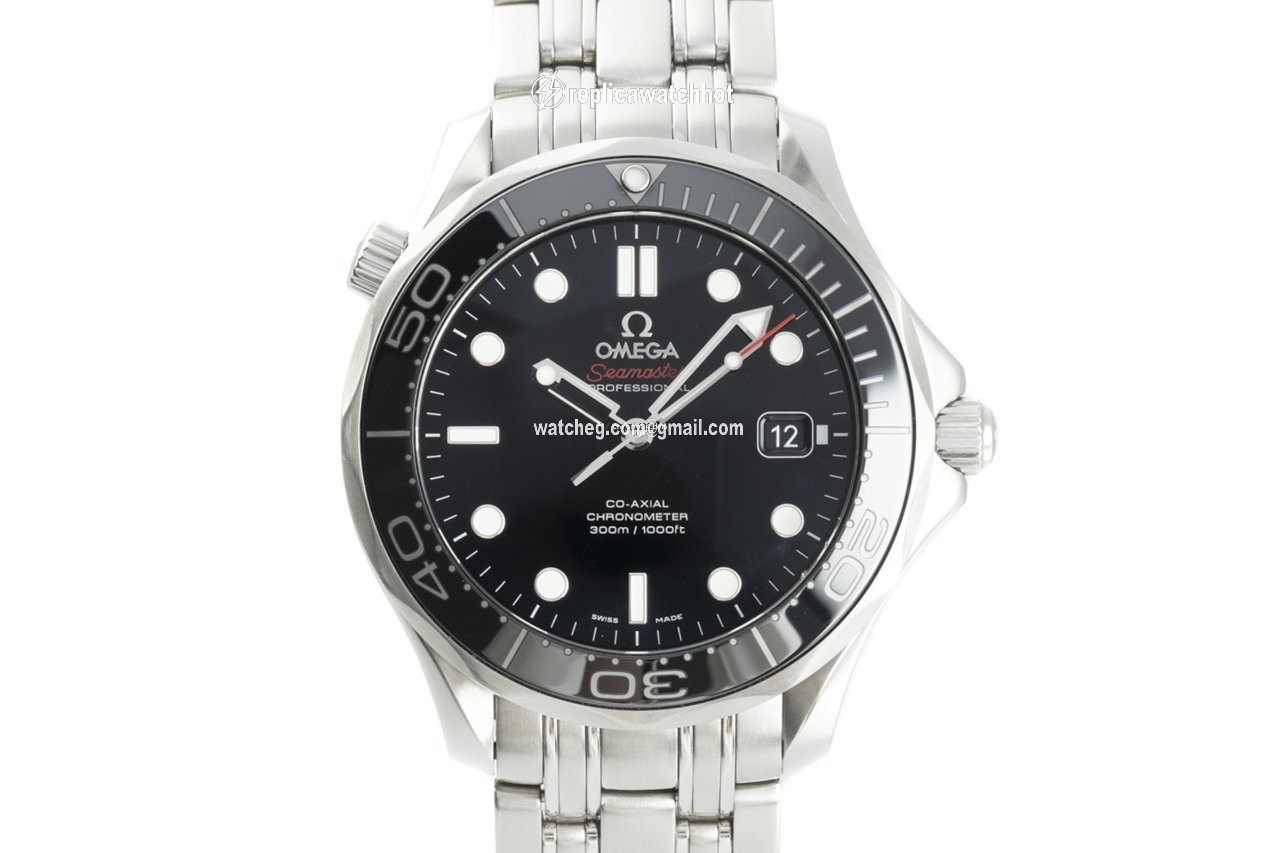 Omega Seamaster Diver 300 M Mens watch Unisex Automatic Steel 212.30.41.20.01.003