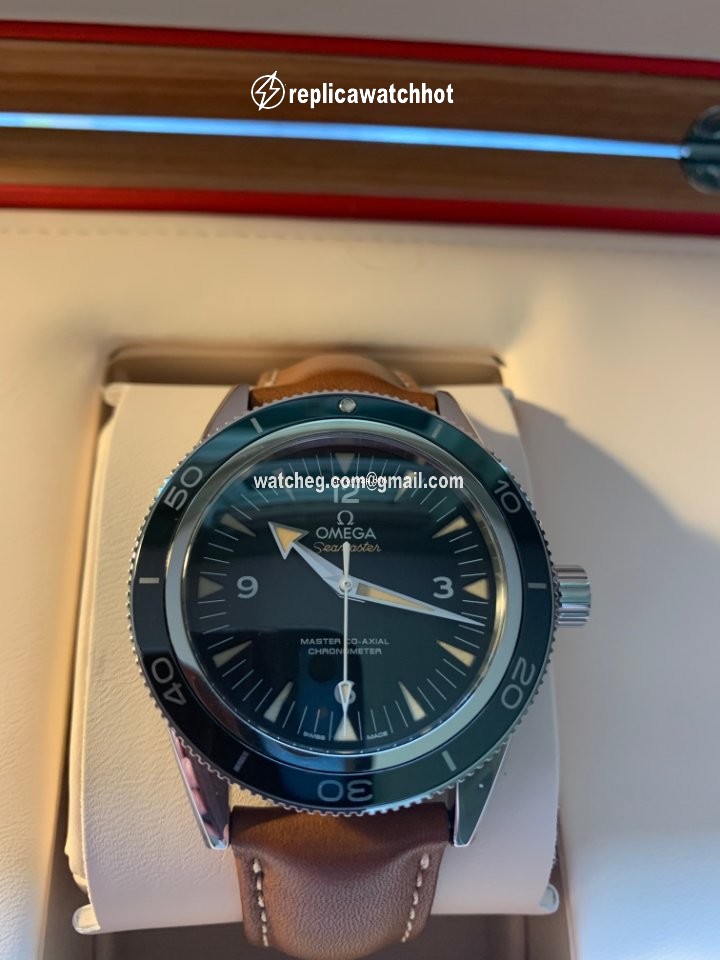 Omega Seamaster 300 Mens watch Unisex Automatic 23332412101002