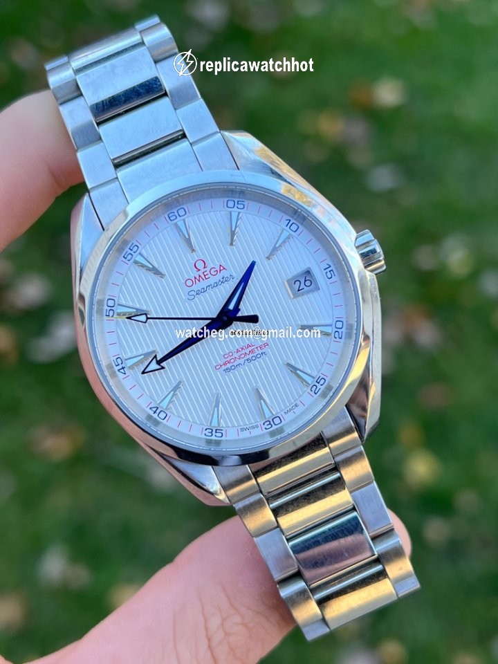 Omega Seamaster Aqua Terra Mens watch Unisex Automatic Steel 231.10.42.21.02.002
