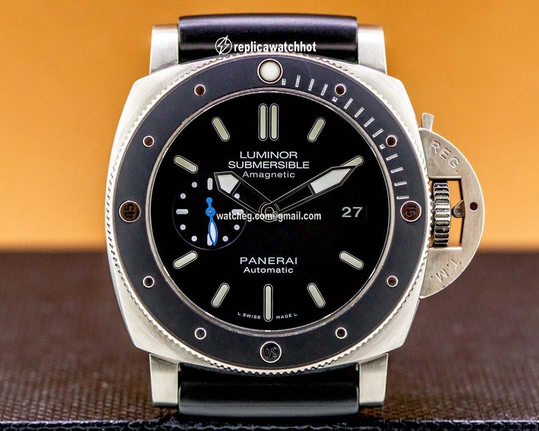 Panerai Luminor Submersible 1950 3 Days Automatic Mens watch Unisex Automatic Titanium PAM01389