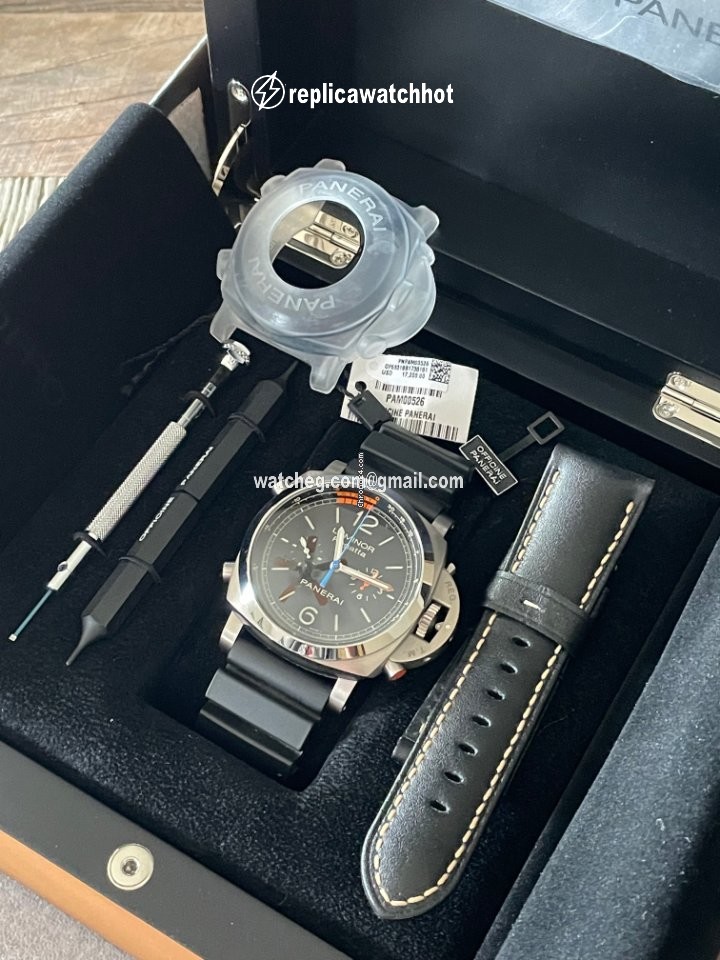 Panerai Luminor 1950 Regatta 3 Days Chrono Flyback Mens watch Unisex Automatic Titanium PAM 00526