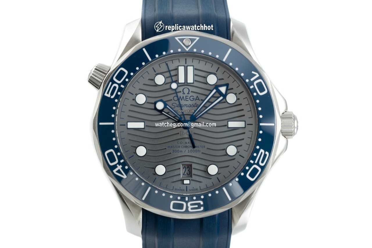 Omega Seamaster Diver 300 M Mens watch Unisex Automatic Steel 210.32.42.20.06.001