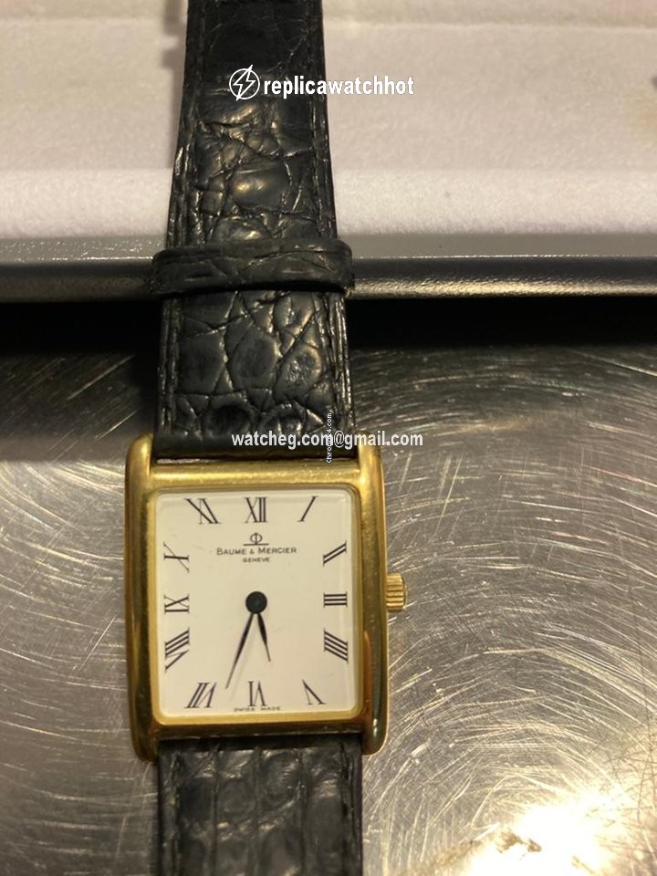Baume & Mercier Mens watch Unisex Manual winding Yellow gold 37342