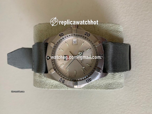 TAG Heuer 2000 Mens watch Unisex Quartz Steel WK1120