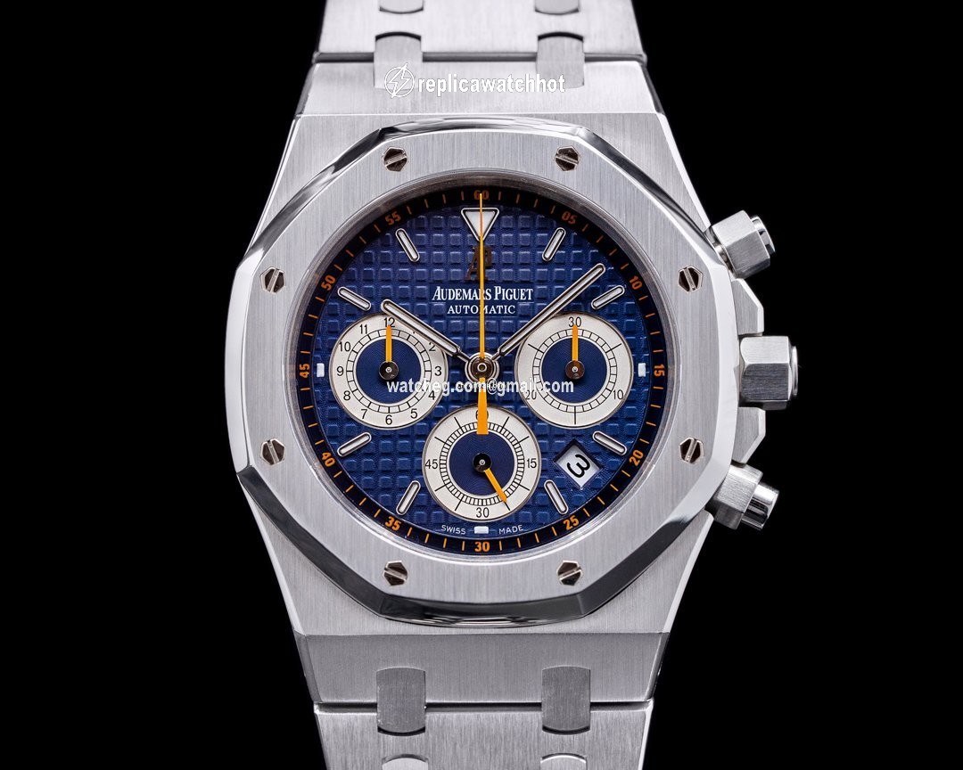 Audemars Piguet Royal Oak Chronograph Mens watch Unisex Automatic Steel 26300ST.OO.1110ST.07