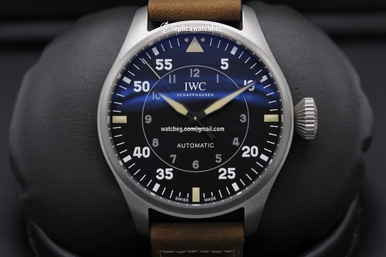 IWC Big Pilot Titanium IW329701