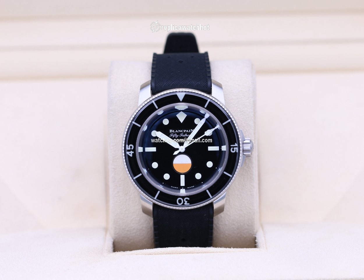 Blancpain Fifty Fathoms Mens watch Unisex Automatic Steel 5008-11B30-NABA