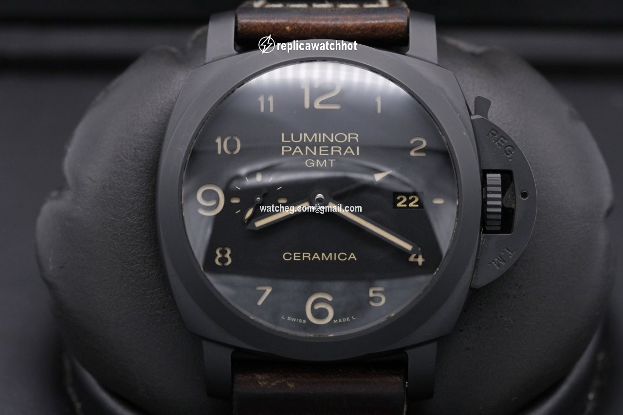Panerai Luminor 1950 3 Days GMT Automatic Ceramic PAM 441