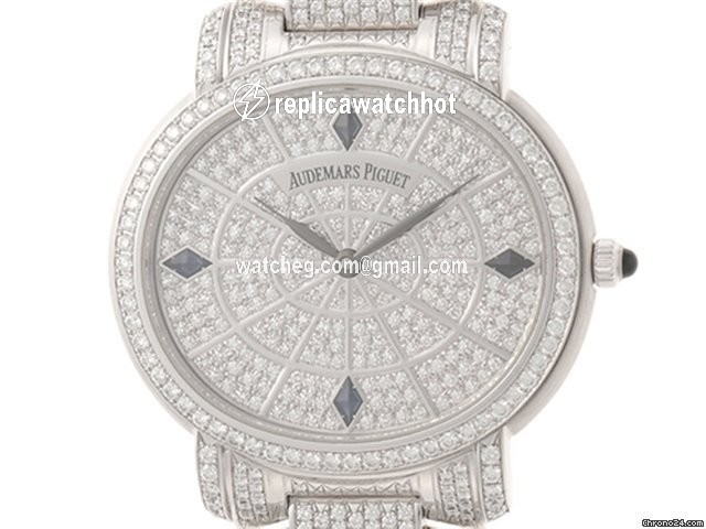 Audemars Piguet Mens watch Unisex Automatic White gold 15107BC.ZZ.1137BC.01