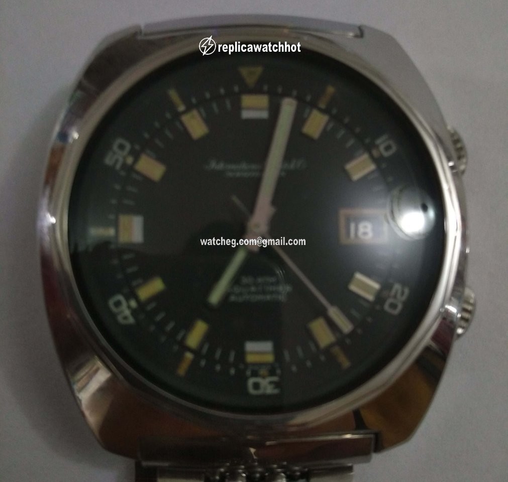 IWC Aquatimer Automatic Mens watch Unisex Automatic Steel 30 ATM AQUATIMER AUTOMATIC