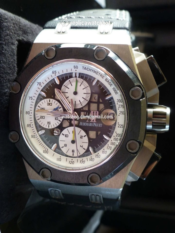Audemars Piguet Royal Oak Offshore Chronograph Mens watch Unisex Automatic Titanium 26078IO.OO.D001VS.01