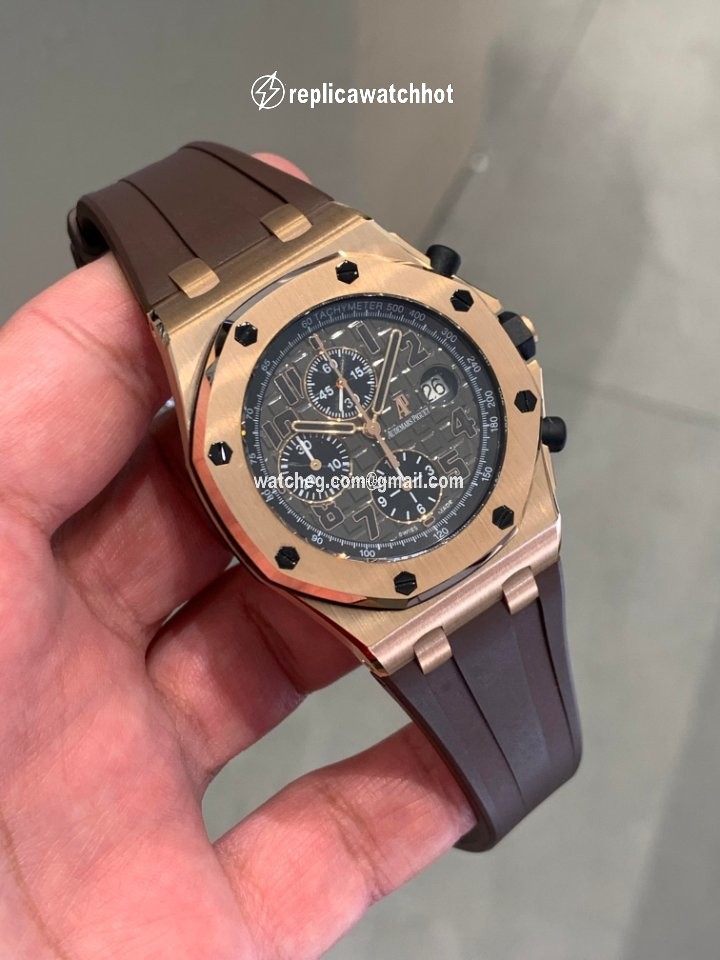 Audemars Piguet Royal Oak Offshore Mens watch Unisex Automatic Rose gold 26192OR.OO.D081CR.01