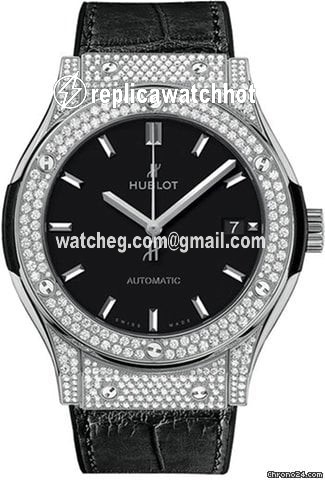 Hublot Classic Fusion 45, 42, 38, 33 mm Mens watch Unisex Automatic Titanium 542.NX.1171.LR.1704