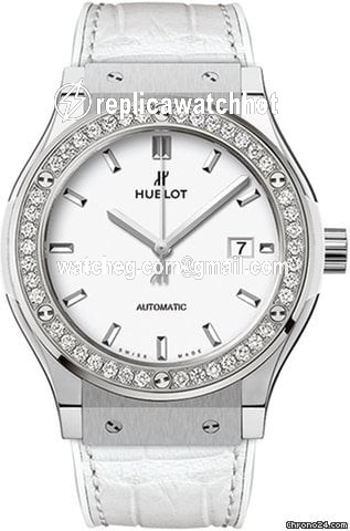 Hublot Classic Fusion 45, 42, 38, 33 mm Mens watch Unisex Automatic Titanium 542.NE.2010.LR.1204