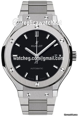 Hublot Classic Fusion 45, 42, 38, 33 mm Mens watch Unisex Automatic Titanium 565.NX.1171.NX