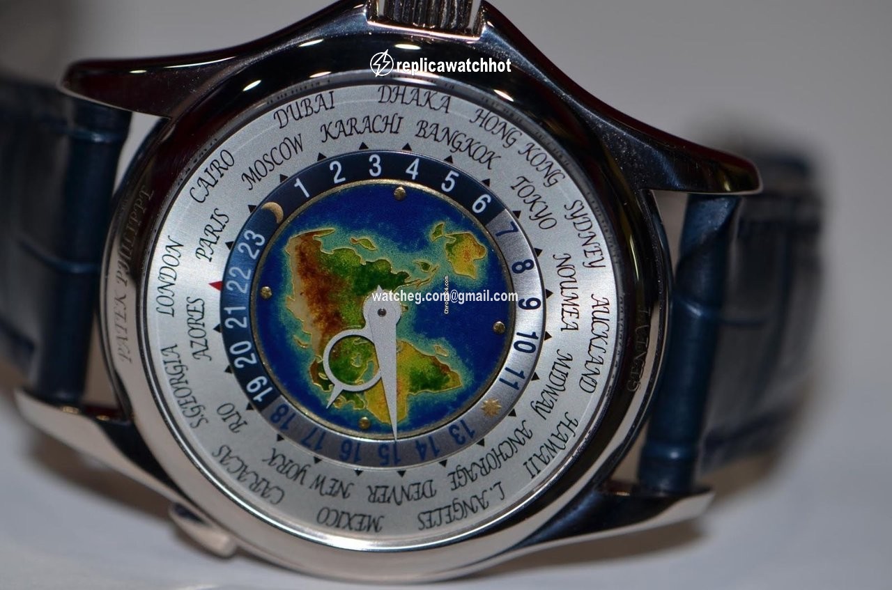 Patek Philippe World Time Mens watch Unisex Automatic White gold 5131G