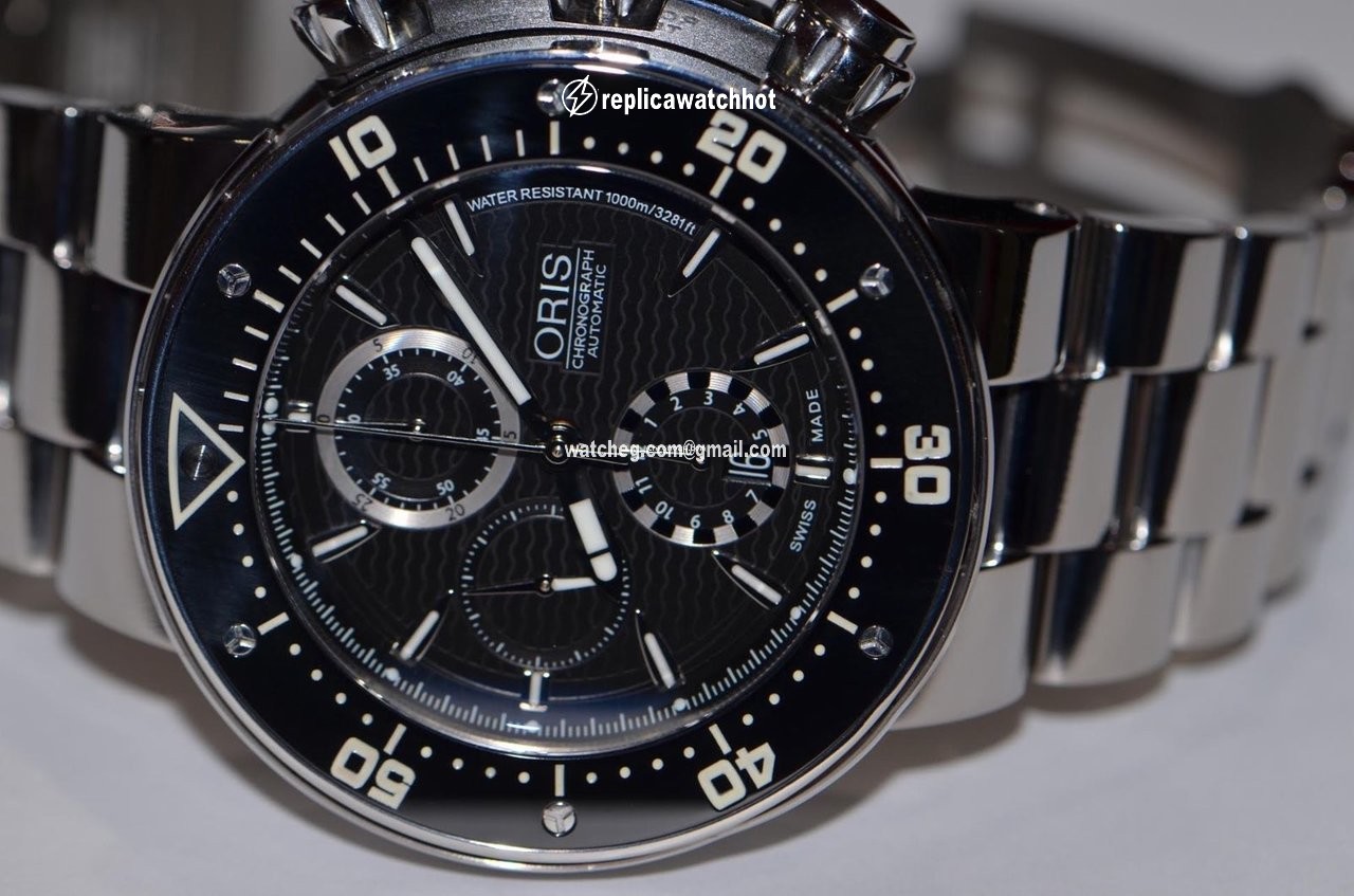 Oris ProDiver Chronograph Mens watch Unisex Automatic Titanium 01 774 7683 7154