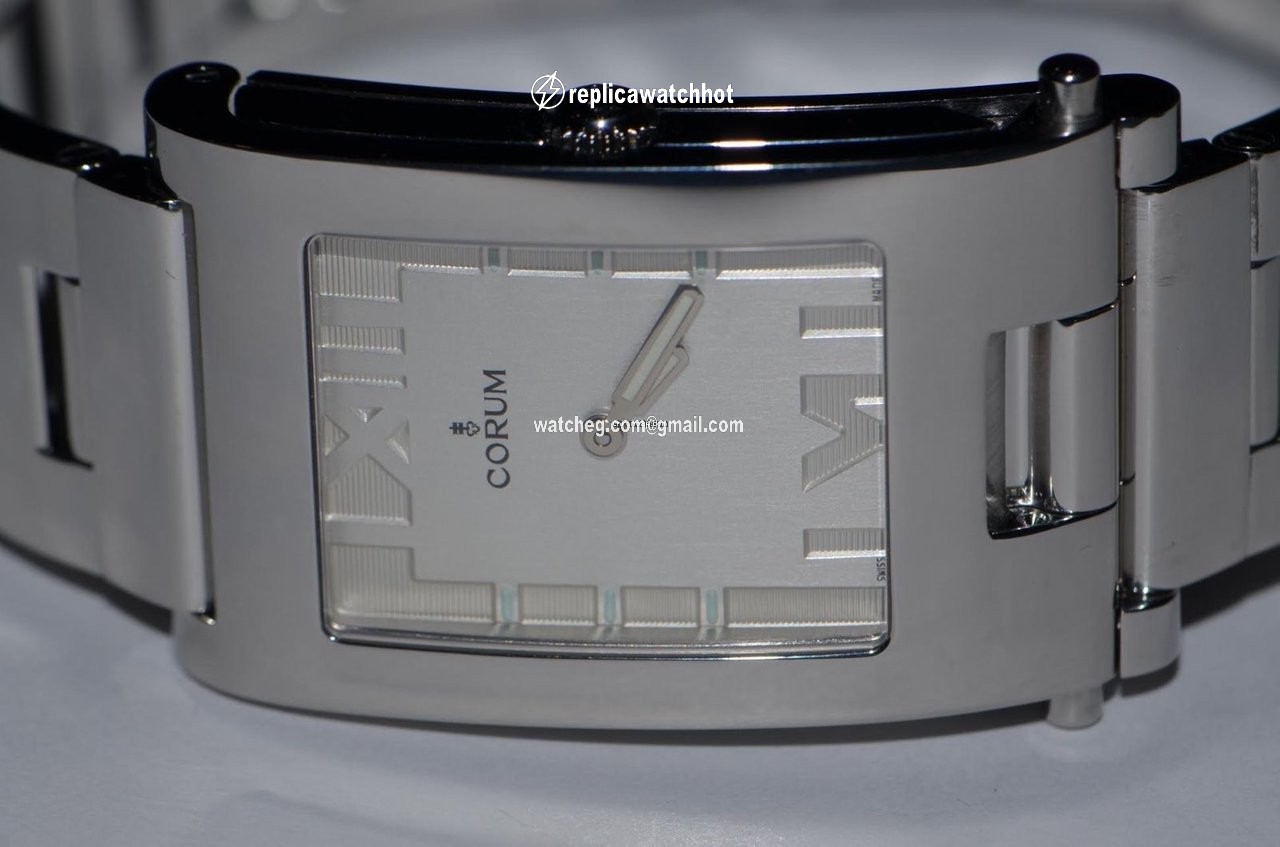 Corum Tabogan Womens watch Quartz Steel 641.512.0