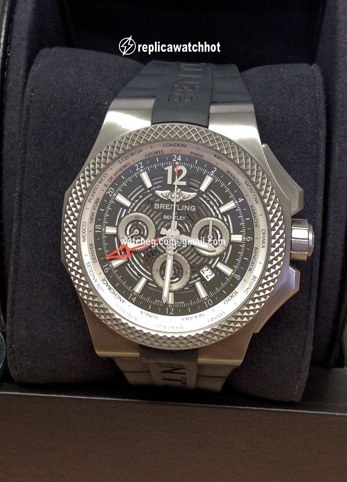 Breitling Bentley GMT Mens watch Unisex Automatic Titanium EB0432
