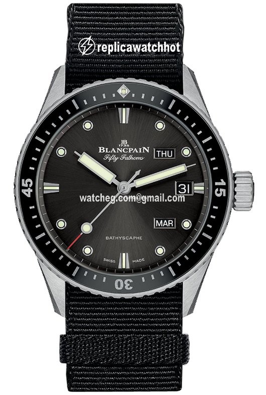 Blancpain Fifty Fathoms Bathyscaphe Mens watch Unisex Automatic Steel 5071-1110-naba