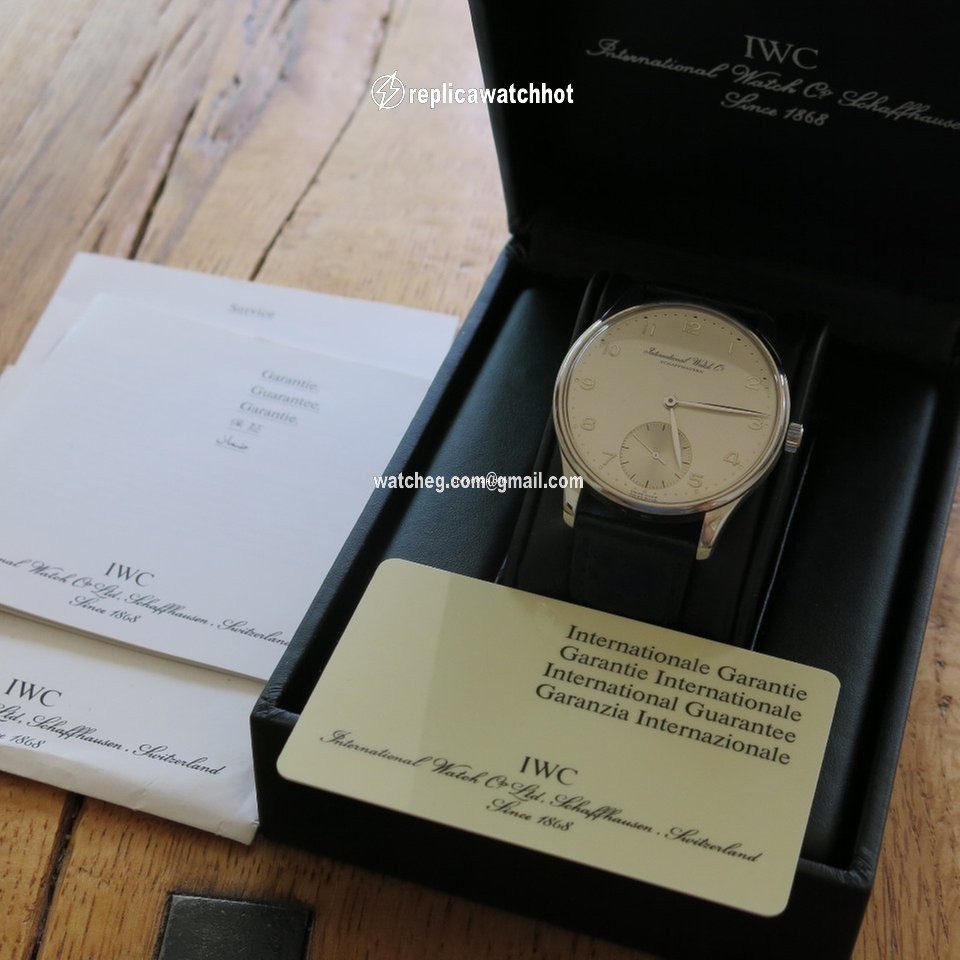 IWC Portuguese Hand-Wound Mens watch Unisex Manual winding Platinum 5441