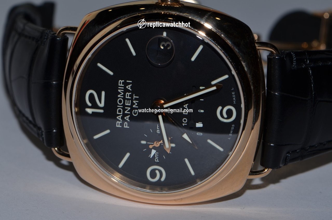 Panerai Special Editions Mens watch Unisex Automatic Rose gold PAM00273