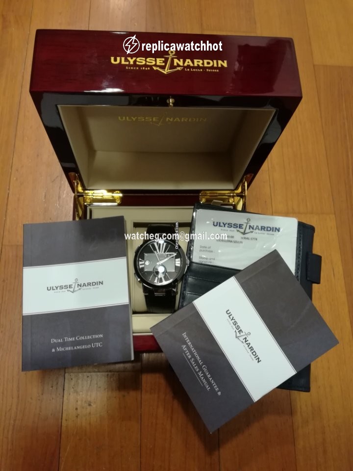 Ulysse Nardin Executive Dual Time Mens watch Unisex Automatic Steel 243-00-3 42 2