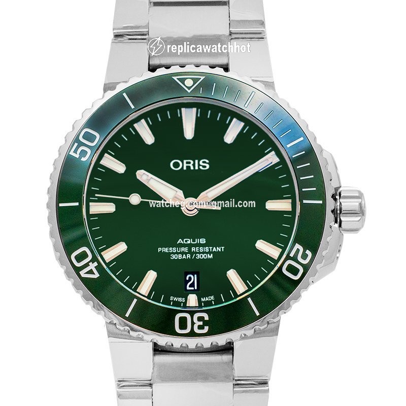 Oris Aquis Date Mens watch Unisex Automatic Steel 01 733 7732 4157-07 8 21 05PEB 2