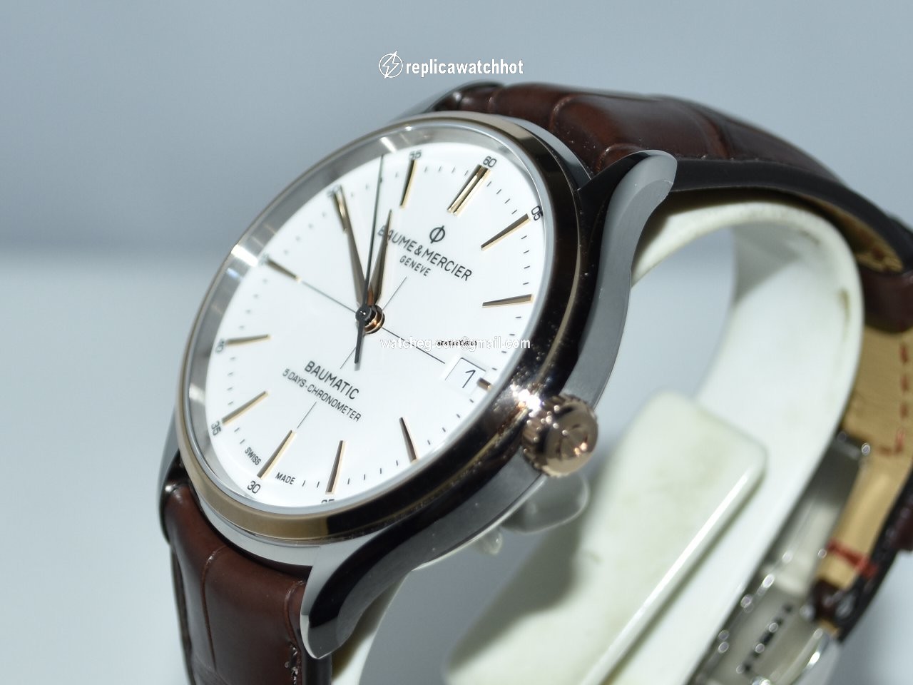 Baume & Mercier Clifton Mens watch Unisex Automatic Gold Steel MOA10519 2