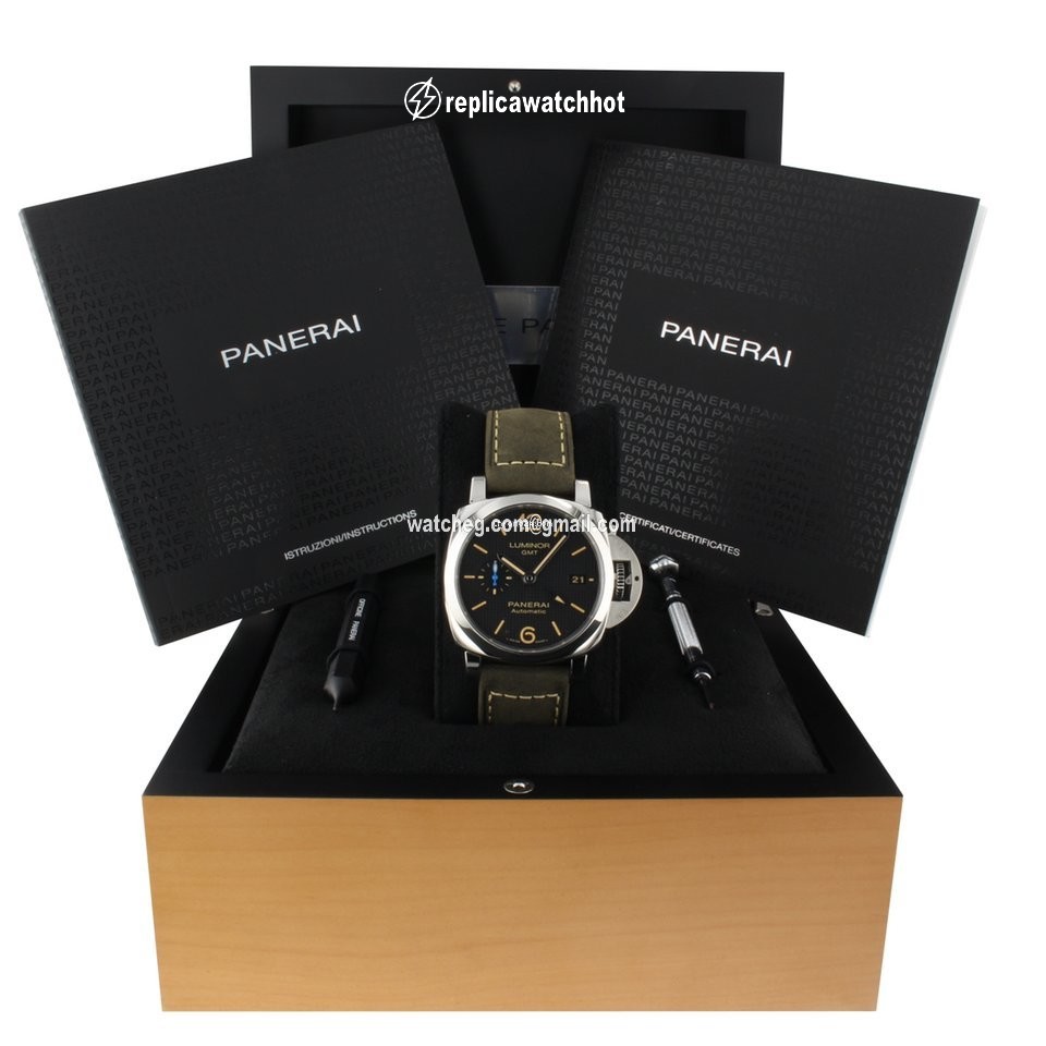 Panerai Luminor 1950 3 Days GMT Automatic Mens watch Unisex Automatic Steel PAM01535 2