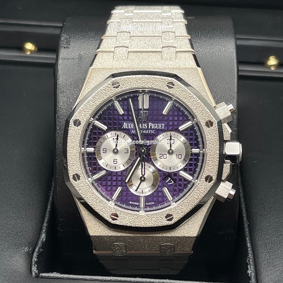 Audemars Piguet Royal Oak Chronograph Mens watch Unisex Automatic White gold 26331BC.GG.1224BC.01 2