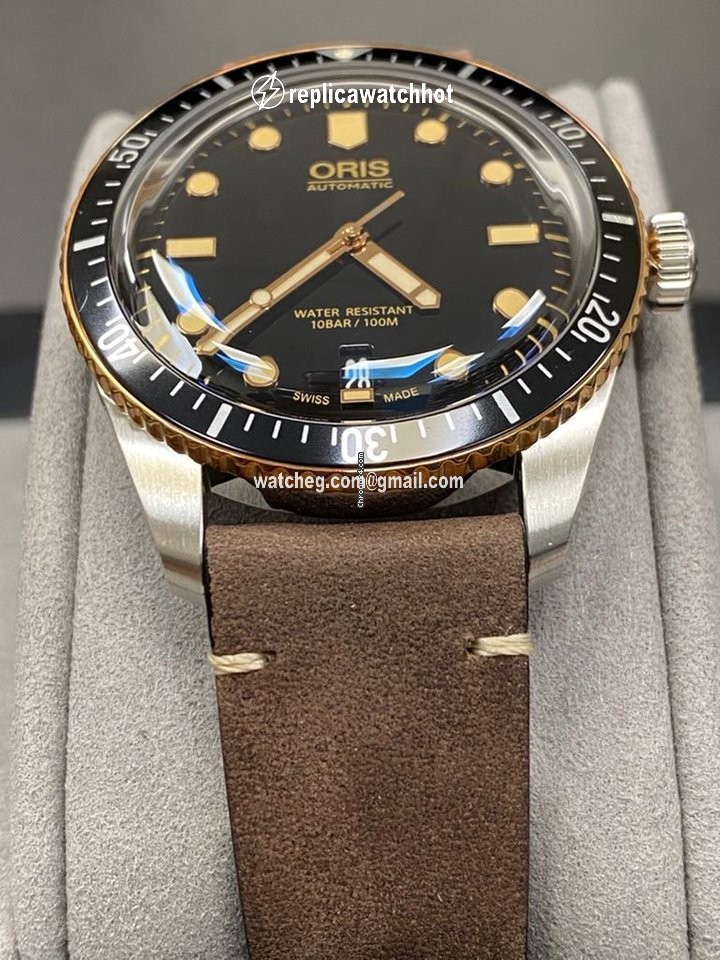 Oris Divers Sixty Five Mens watch Unisex Automatic Steel 01 733 7707 4354-07 5 20 55 2