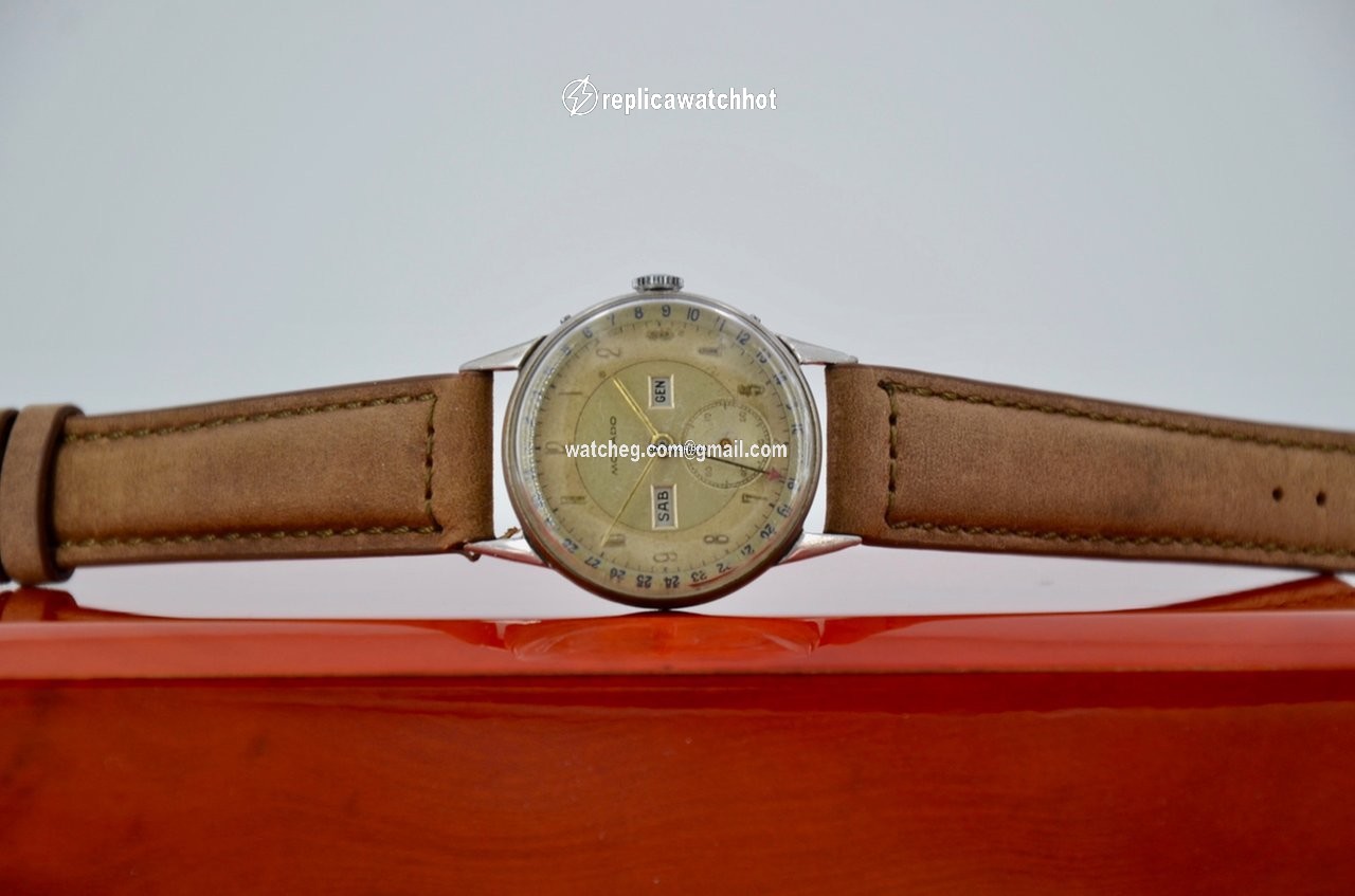 Movado Mens watch Unisex Manual winding Steel Movado triple calendar vintage 2